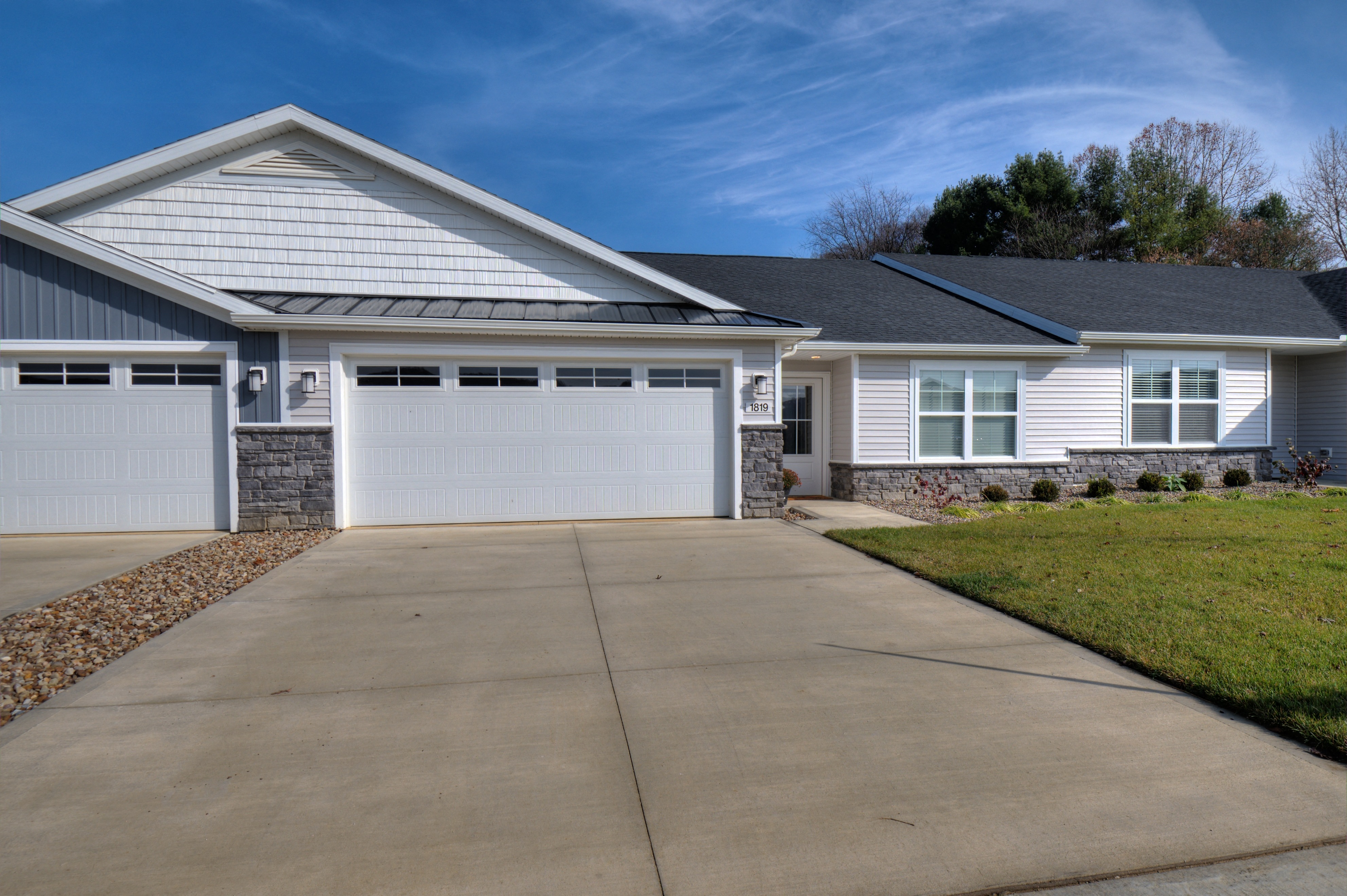 Riverwood Apartments