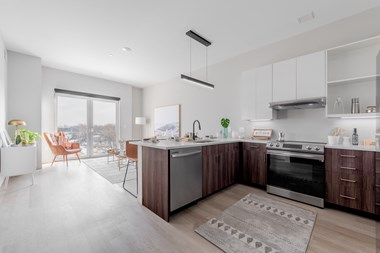 2461 W. 25Th Street Studio-2 Beds Apartment for Rent - Photo Gallery 4