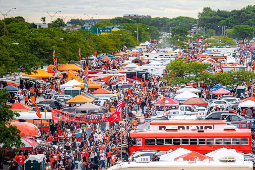 Browns tailgate at the muni lot