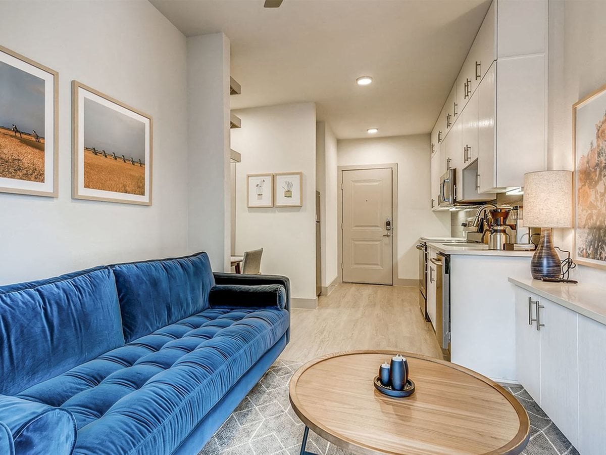 Sentral East Austin at 1630 E. Sixth | Austin Apartments