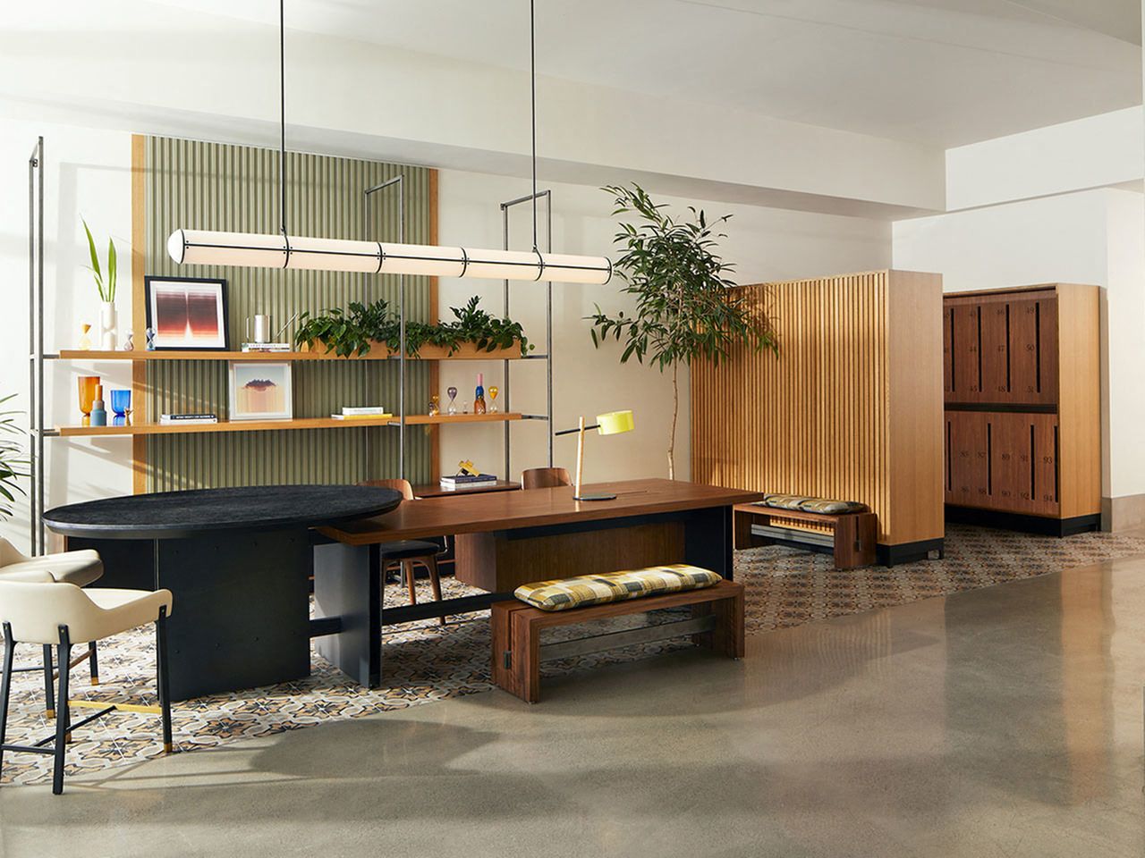 Sentral Dtla At 732 S. Spring is a similar property to Cole Grove located in Los Angeles