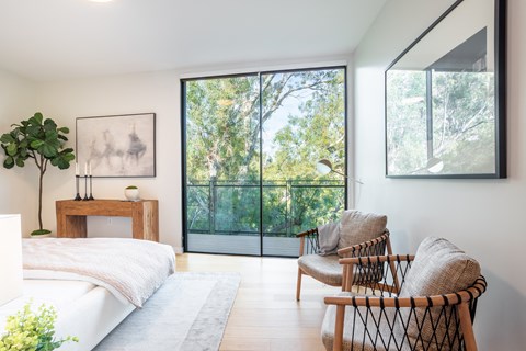 414 Primary Bedroom