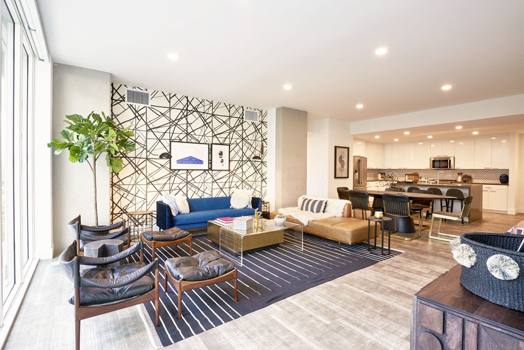 Sentral DTLA At 732 S. Spring