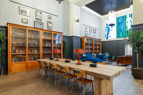 Communal seating in Clubroom