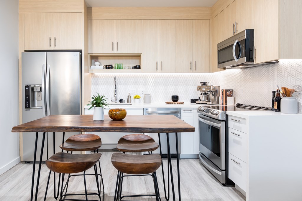 Logan 2 Bed Townhome Kitchen