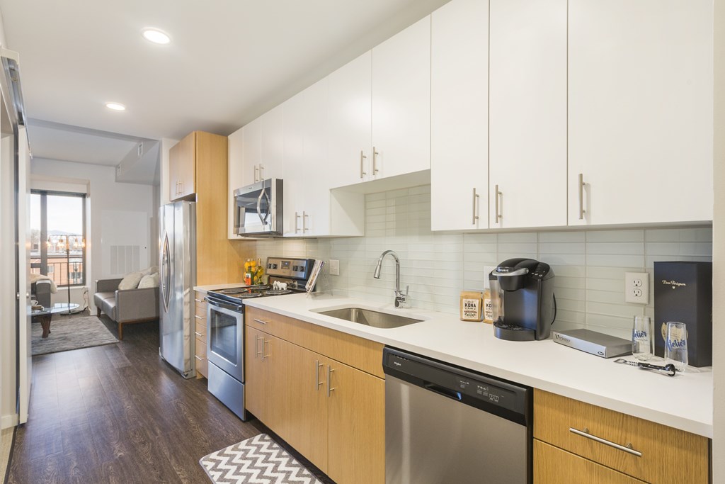 24Fifty Gourmet Kitchens with Two-Tone Cabinetry