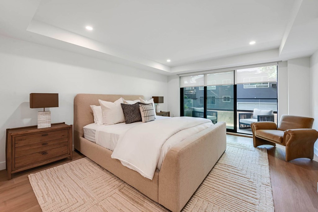 Palma Beverly Hills 2BR Primary Bedroom