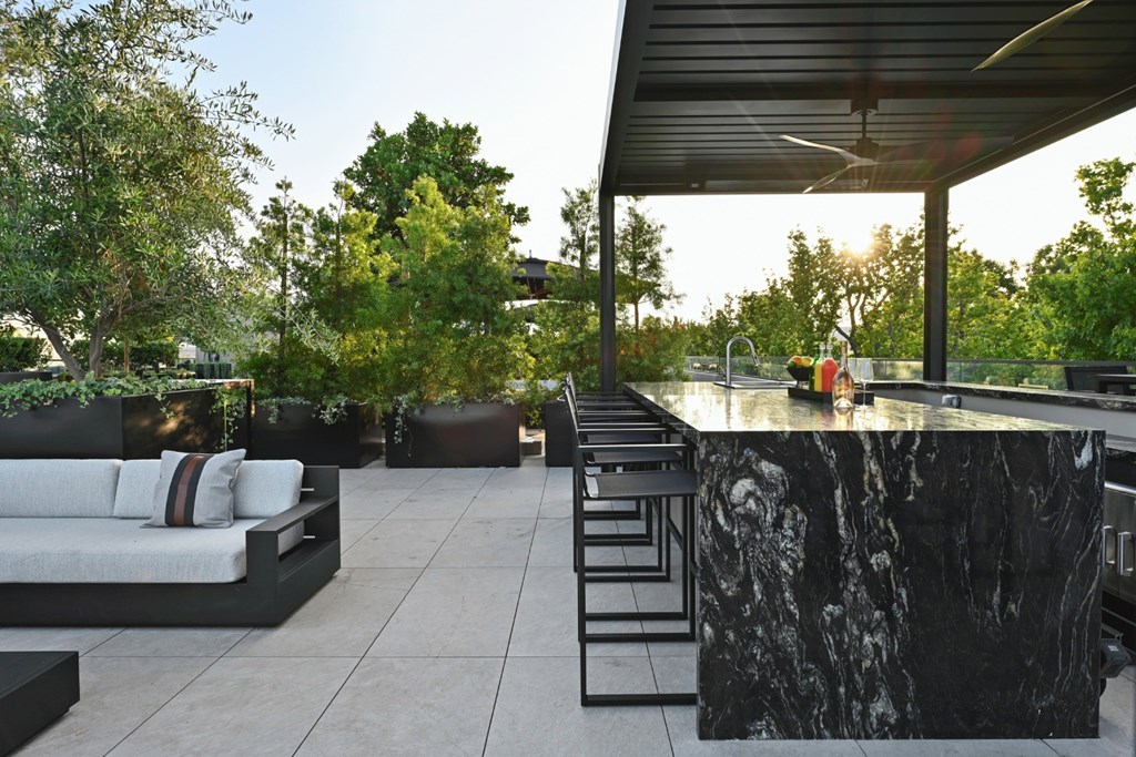 Palma Beverly Hills Rooftop Bar