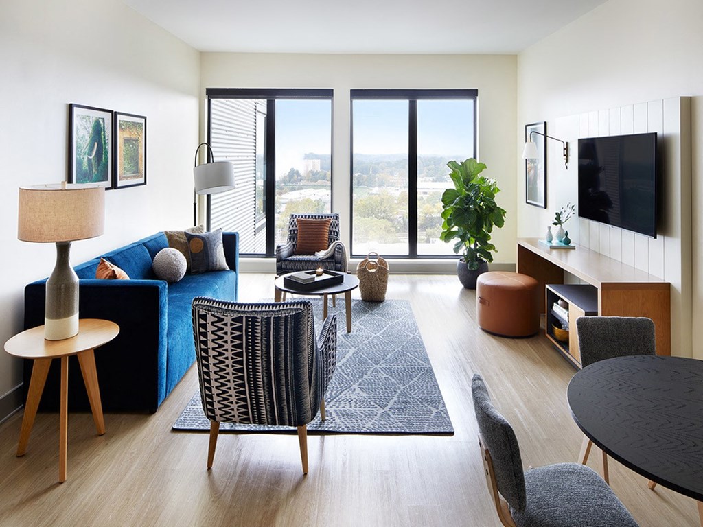 Stylish and Spacious Apartments Sentral West Midtown at Star Metals Stylish and Spacious Apartments
