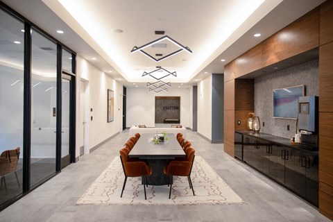 Quiet Work Areas with Private Coworking Spaces | The Sutton, Portland OR