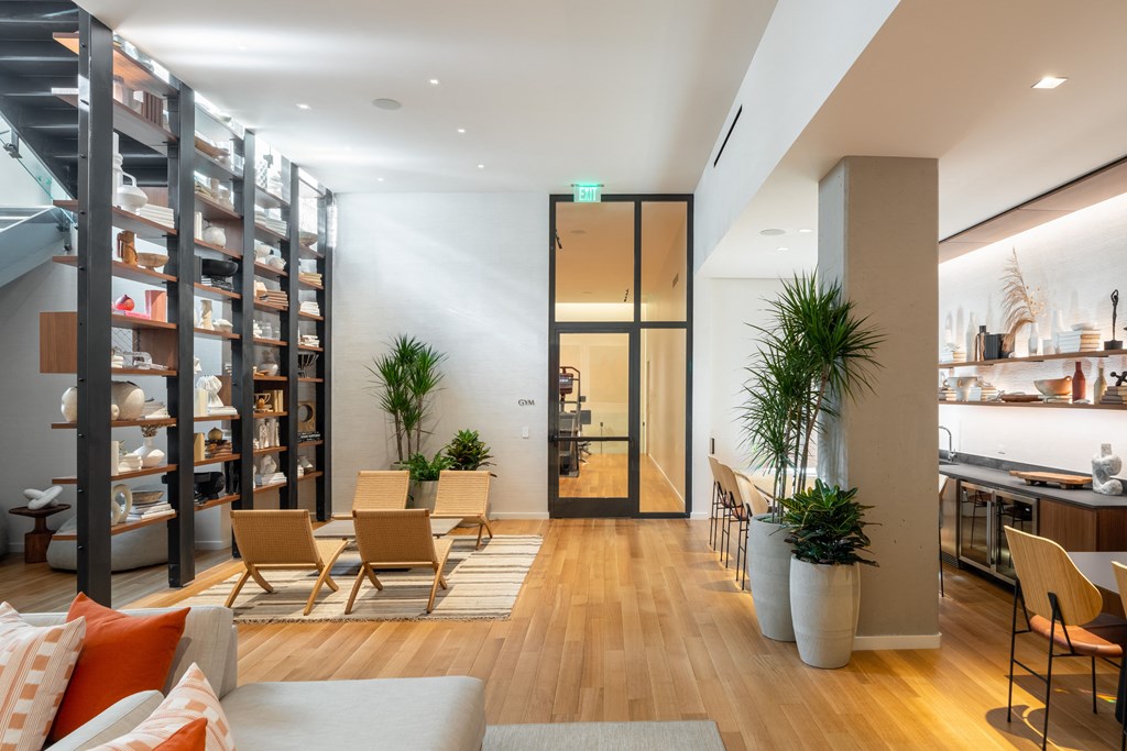 co working space with wifi, comfortable seating, power