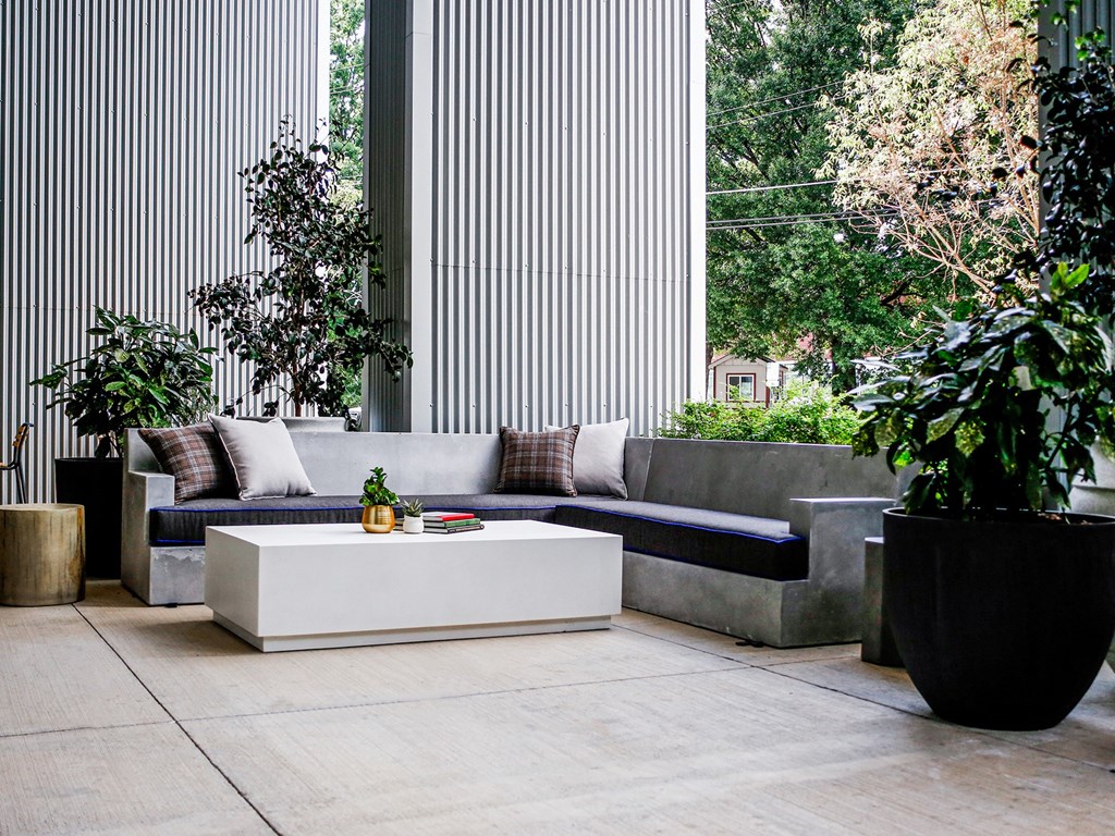 Expansive Outdoor Spaces Sentral West Midtown at Star Metals Expansive Outdoor Spaces