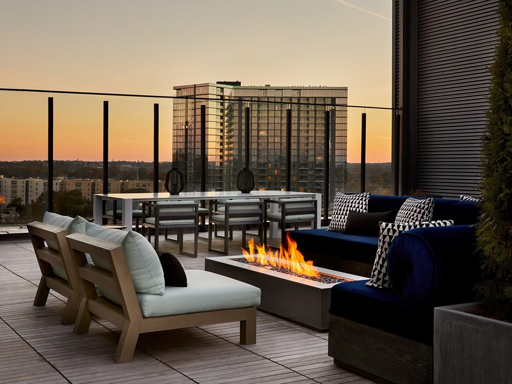 Viewing Deck with Skyline Views and Fire Pits Sentral West Midtown at Star Metals Viewing Deck with Skyline Views and Fire Pits