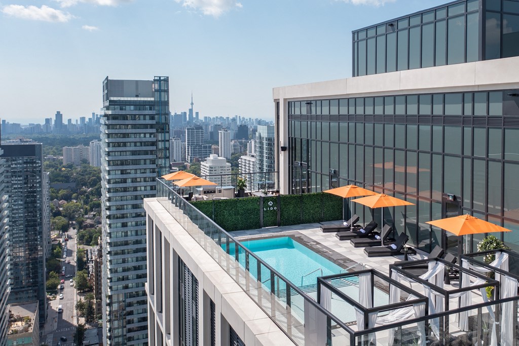LIDO - Signature Rooftop Pool