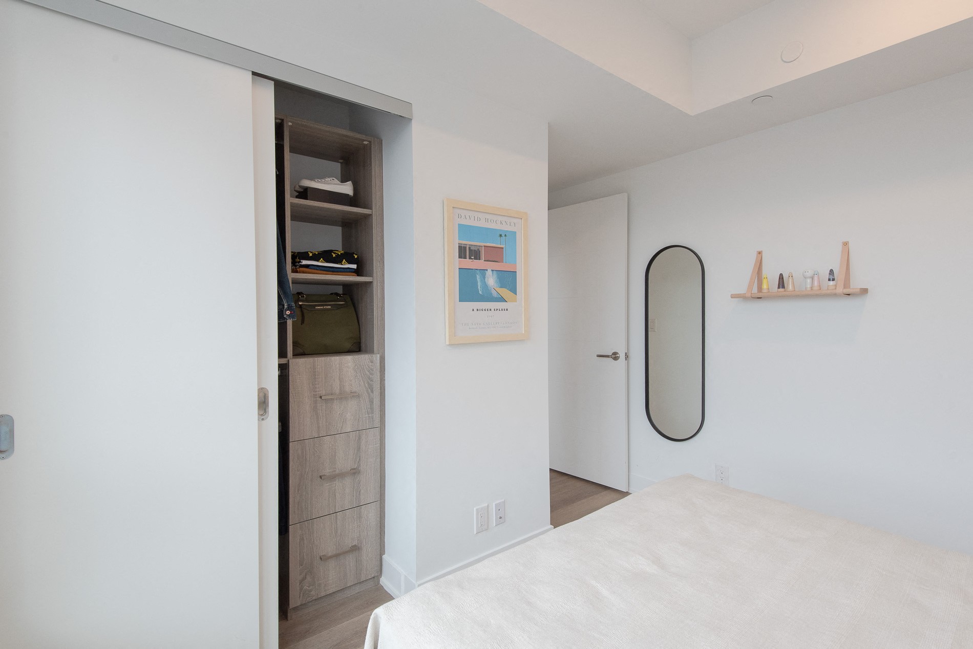 2 bedroom apartment - Waverley, Toronto - unit 0705 3