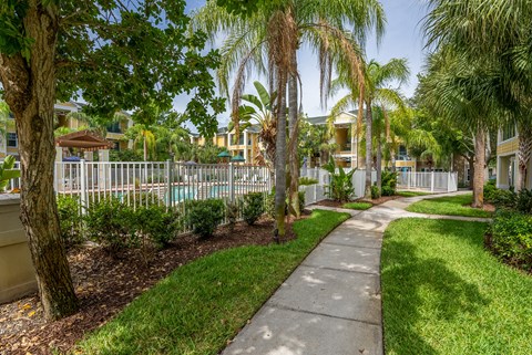 Walking Paths at Belleair Apartments in Clearwater FL