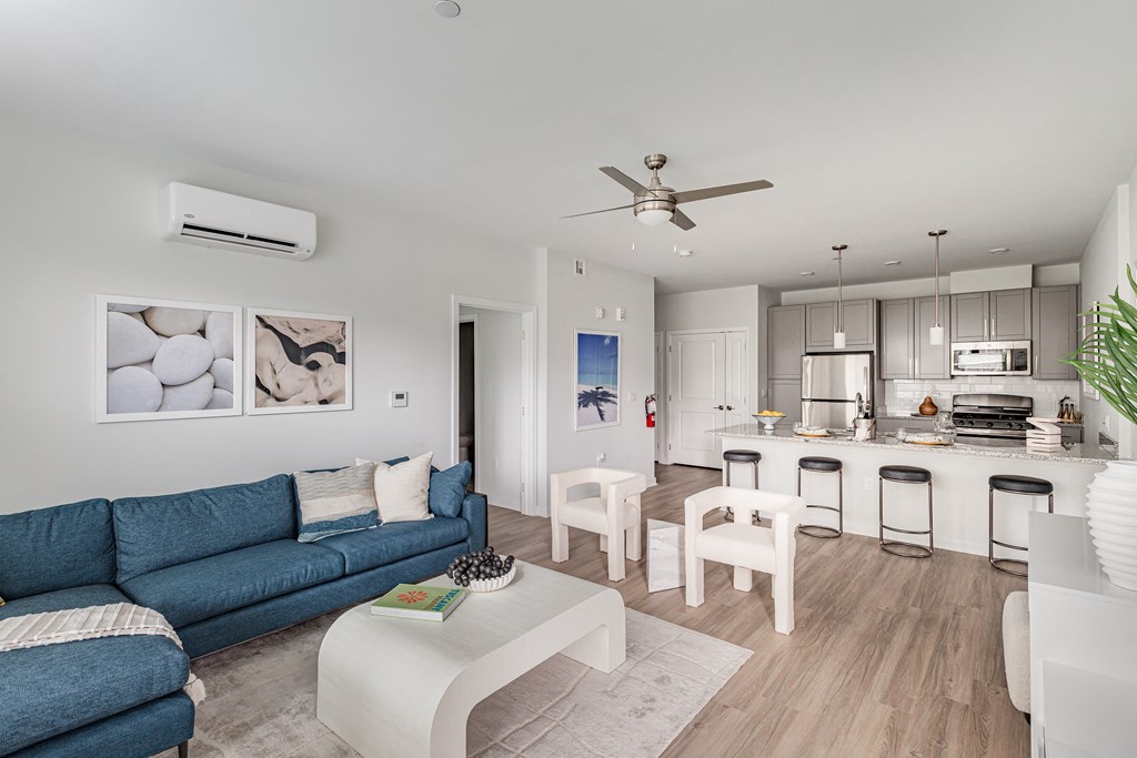 Open-Concept Layouts at Glen Oaks Luxury Apartments in Wall Township, NJ