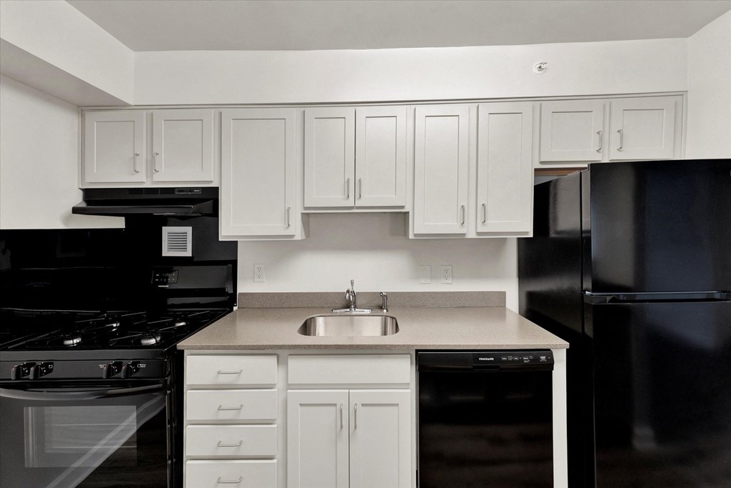 Fully Equipped Kitchen With Modern Appliances at Autumn Woods, Bladensburg, MD, 20710