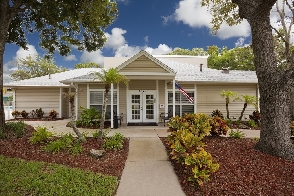 Rivercrest Apartments in Melbourne FL
