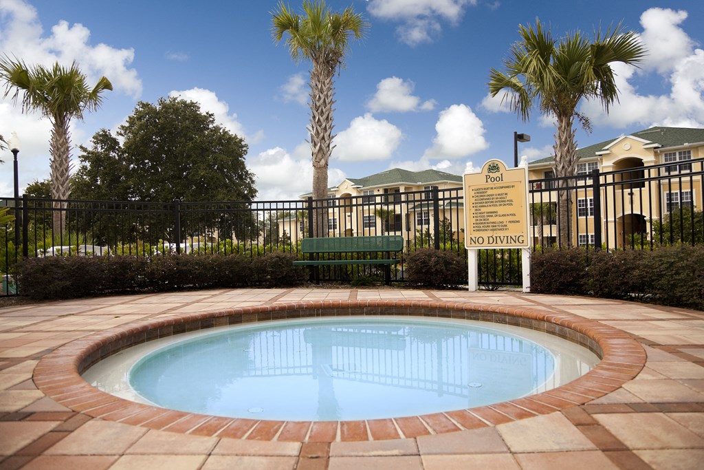 Kid's Pool at Laurel Oaks Affordable Apartments in Leesburg FL