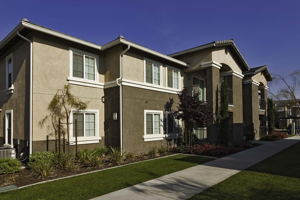 Exterior at Valley Oaks Affordable Apartments in Tulare CA