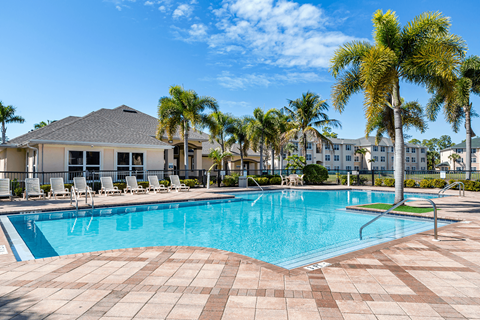 Swimming Pool at Summer Lakes Affordable Apartments in Naples FL