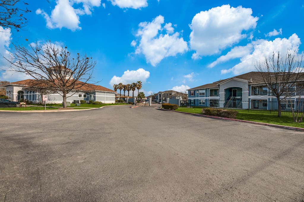 Cable Ranch Affordable Apartments in San Antonio TX