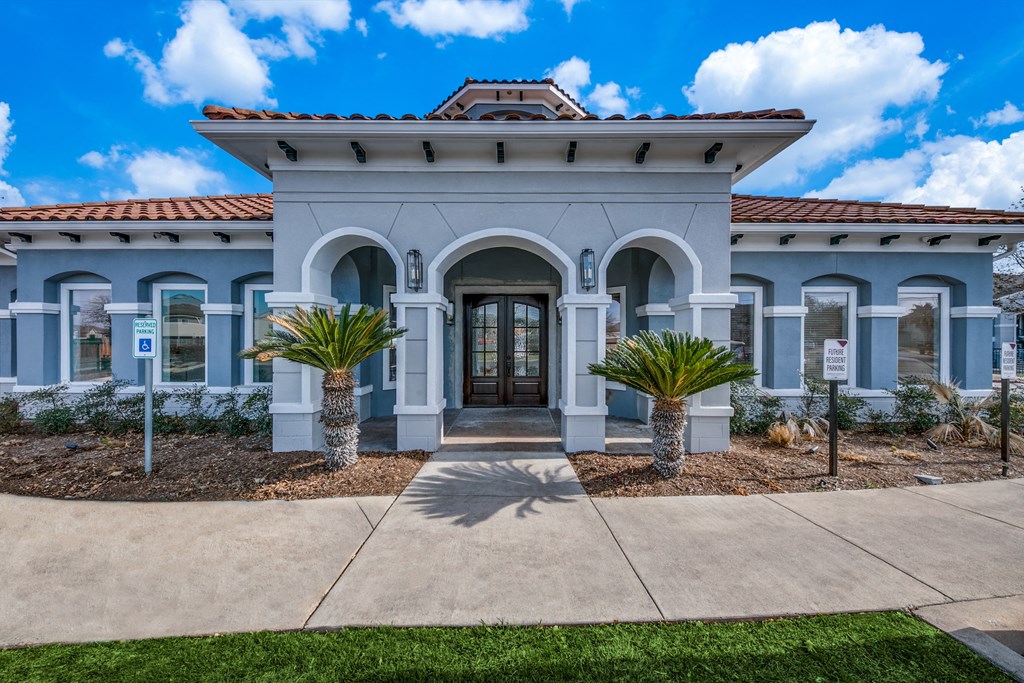 Cable Ranch Affordable Apartments in San Antonio TX