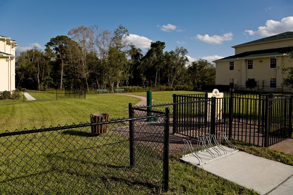 Fenced Pet Park at Savannah Springs Affordable Apartments in Jacksonville FL