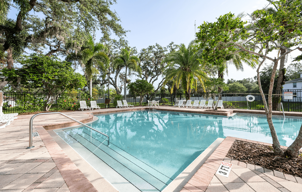Apartments with a Pool at Brandywine Affordable Apartments in Tampa FL