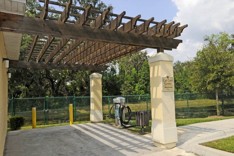 Car Care Center at Brook Haven Apartments in Brooksville FL