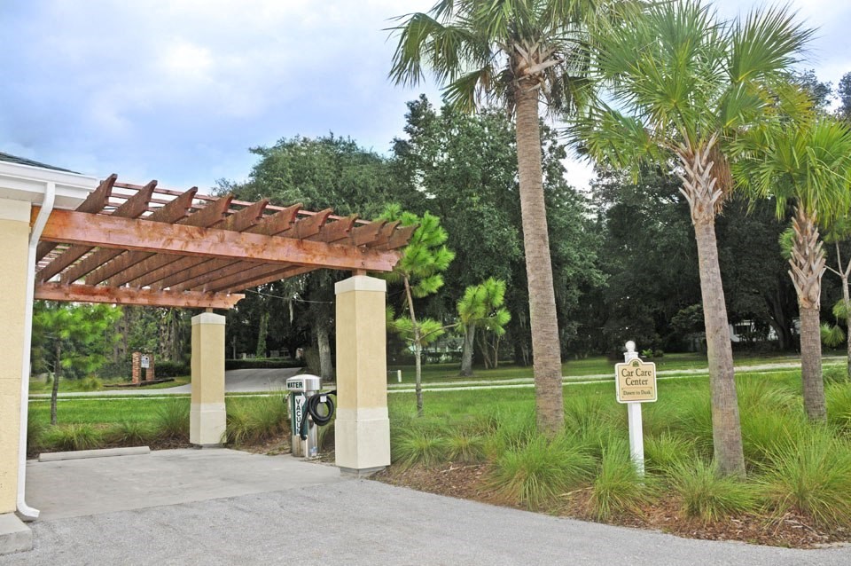 Car Care Center at Claymore Crossings Apartments in Tampa FL