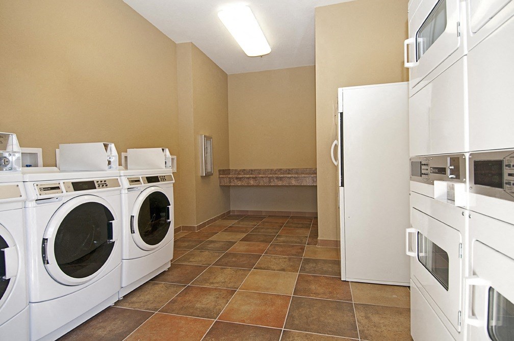 Laundry Center at Cristina Woods Apartments in Riverview FL