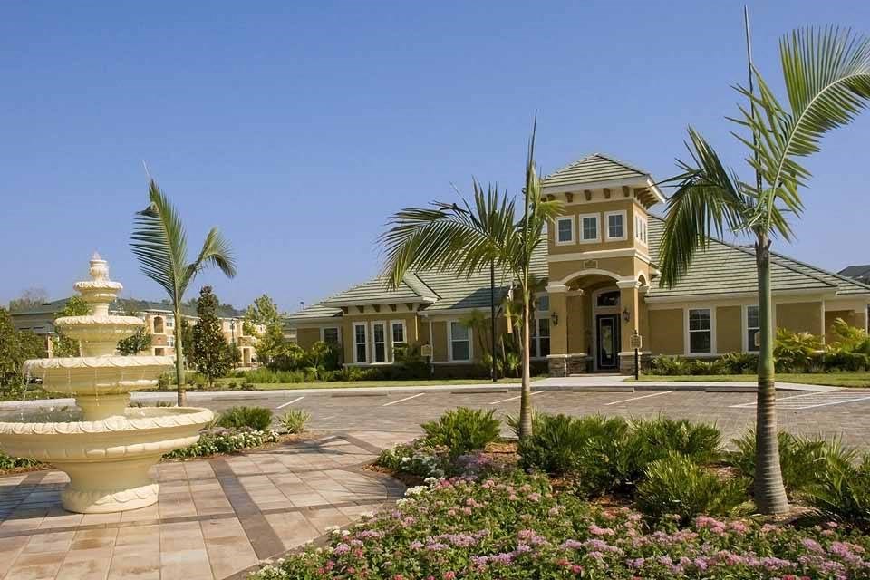 Cross Creek Apartments in Tampa FL