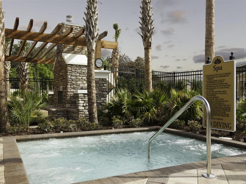 Spa at Bennett Creek Apartments in Jacksonville FL