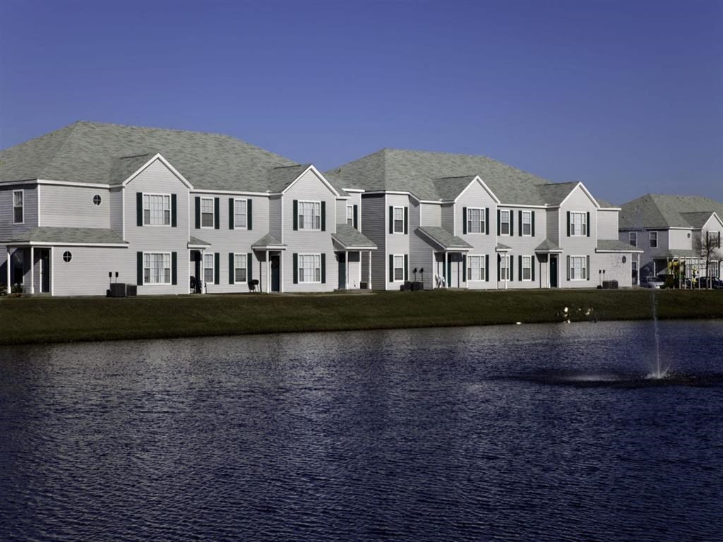 Lake View at Stoddert Place Affordable Apartments in Pensacola FL