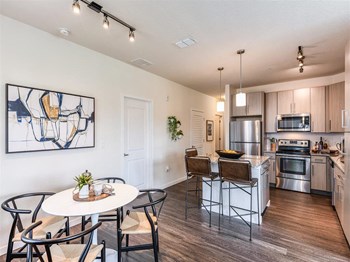 Spacious Layouts at Lenox Luxury Apartments in Riverview FL - Photo Gallery 8