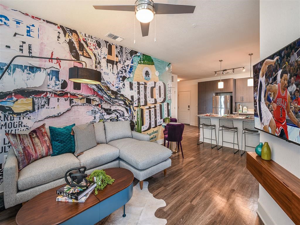 Spacious Studio, One, and Two Bedroom Apartments at The Exchange Luxury Apartments in St. Petersburg, FL