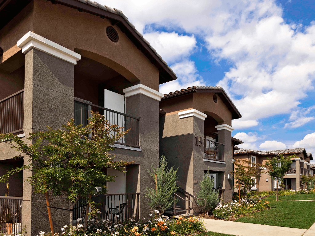 Exterior at Harvard Court Affordable Apartments in Lindsay, CA