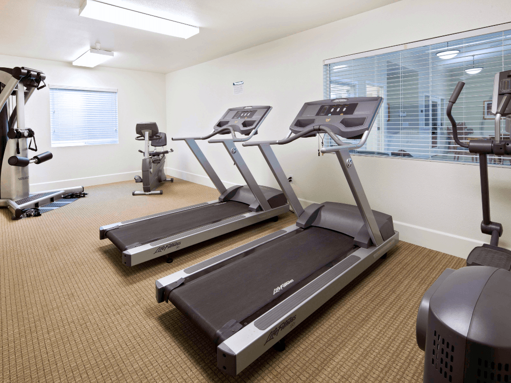 Fitness Center at Harvard Court Affordable Apartments in Lindsay, CA