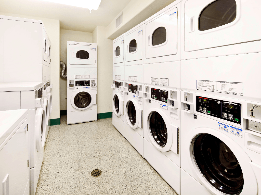Laundry Center at Harvard Court Affordable Apartments in Lindsay, CA