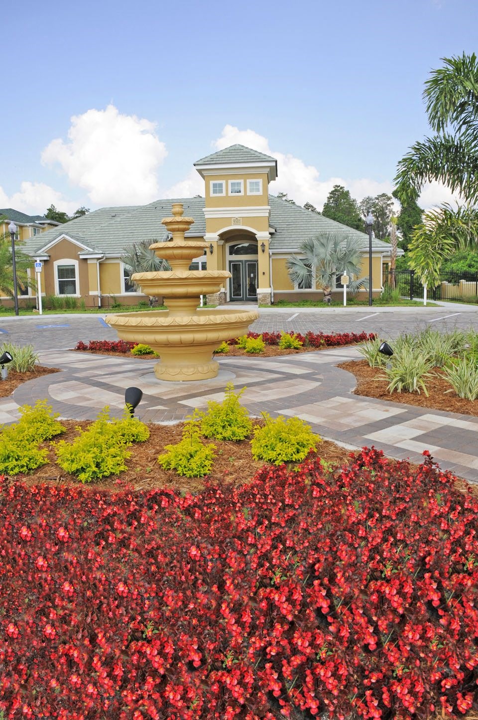 Hunt Club Apartments in Tampa FL