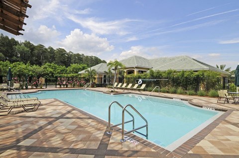 Swimming Pool at Hunt Club Apartments in Tampa FL