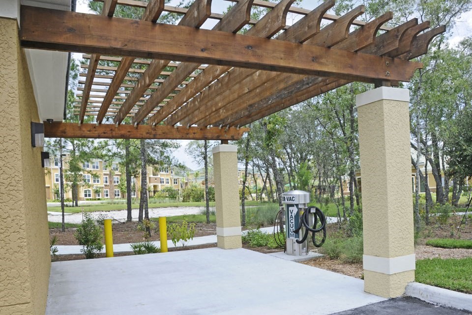 Car Care Center at Mariners Cay Affordable Apartments in Spring Hill FL
