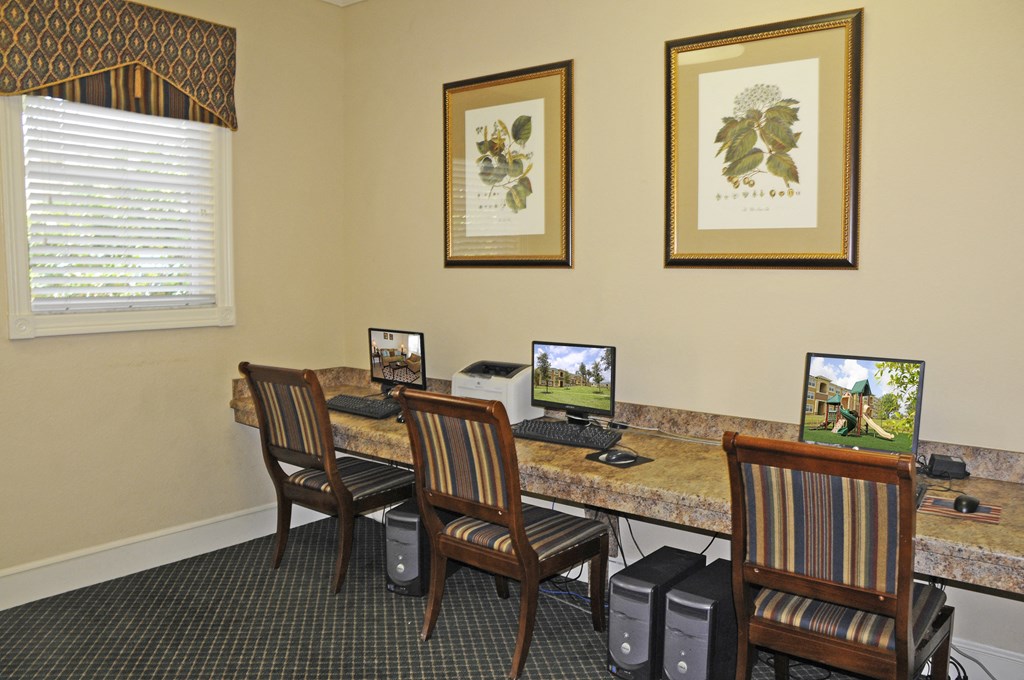 Business Center at Morgan Creek Affordable Apartments in Tampa FL