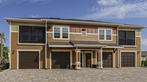 Apartments with Garages at The Sedona in Tampa FL