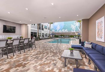 Communal Table & Outdoor Kitchen  at The Foundry at NoHo, Tampa, Florida