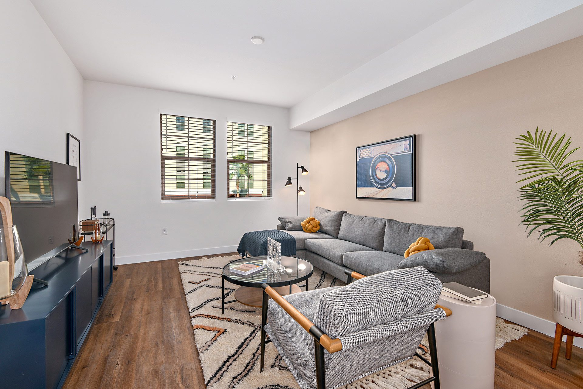 The Huntington is a similar property to Buena Vista located in Duarte