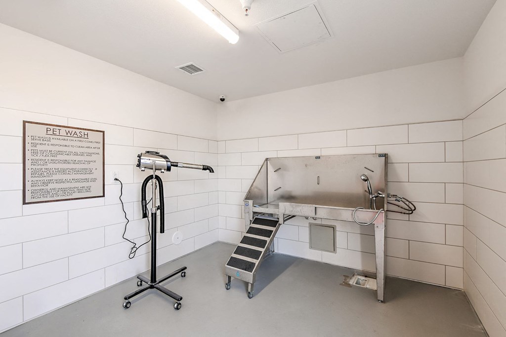 Pet Spa at The Huntington Luxury Apartments in Duarte CA