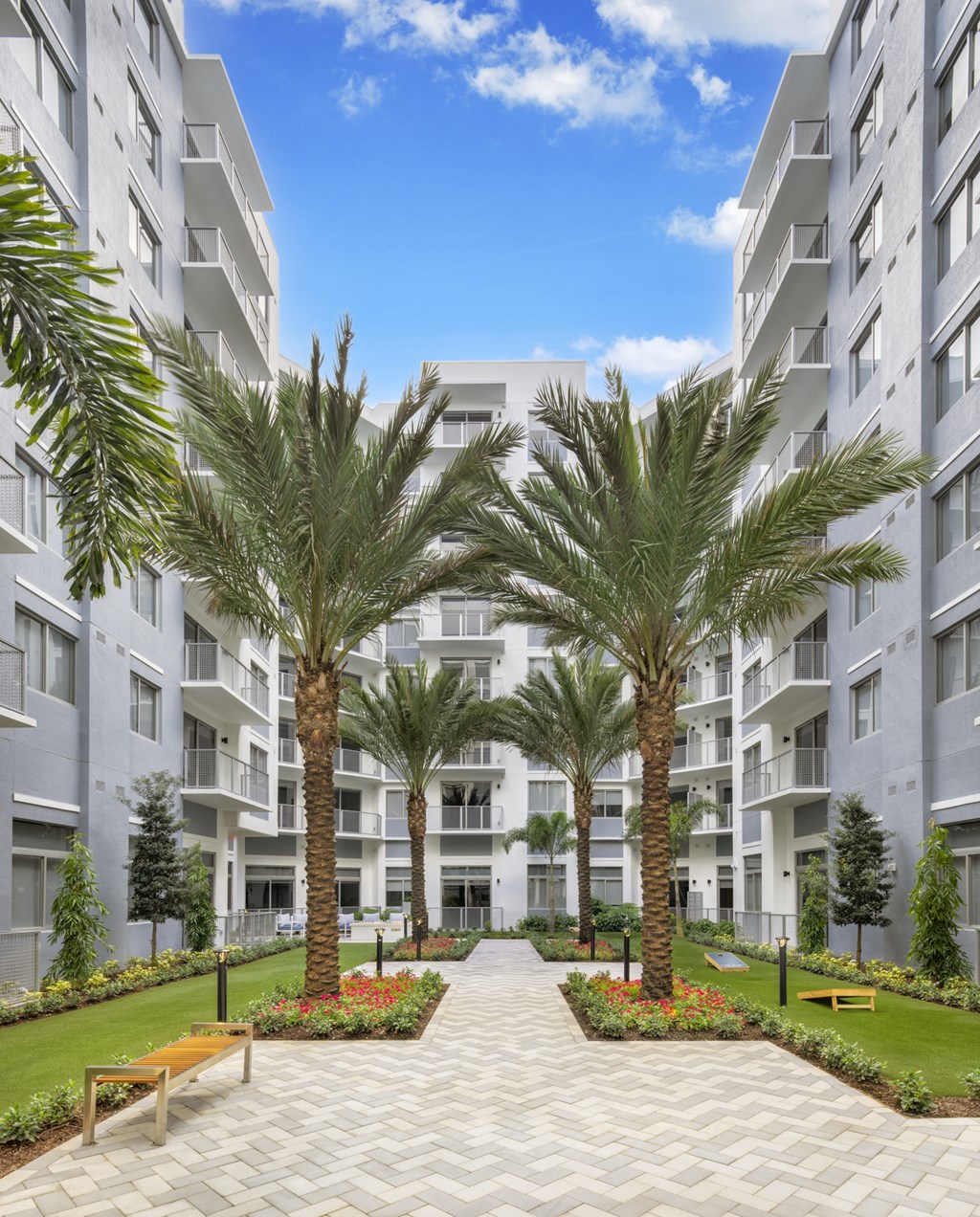 Courtyard at The Marc Luxury Apartments in Palm Beach Gardens FL